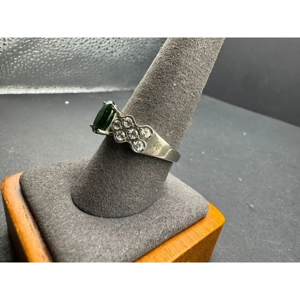 Vtg 925 Sterling Silver Green Tourmaline CZ Ring Oval Solitaire Wave Band Sz 10